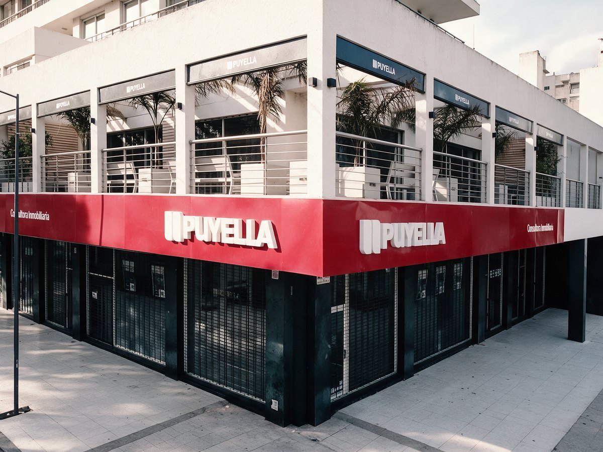 Fachada de Puyella Bienes Raíces en Bartolomé Mitre 154, San Nicolás